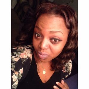 Meet your Posher, Jacquella